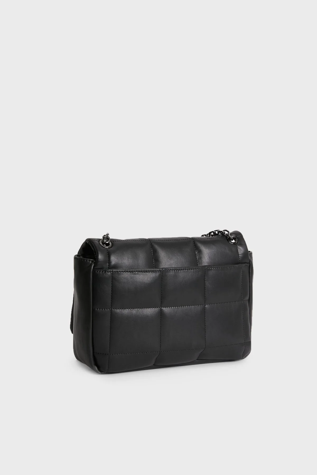 Calvin Klein Logolu Zincir Askılı K60K610454BAX Bayan Çanta K60K610454 BAX SİYAH - 4