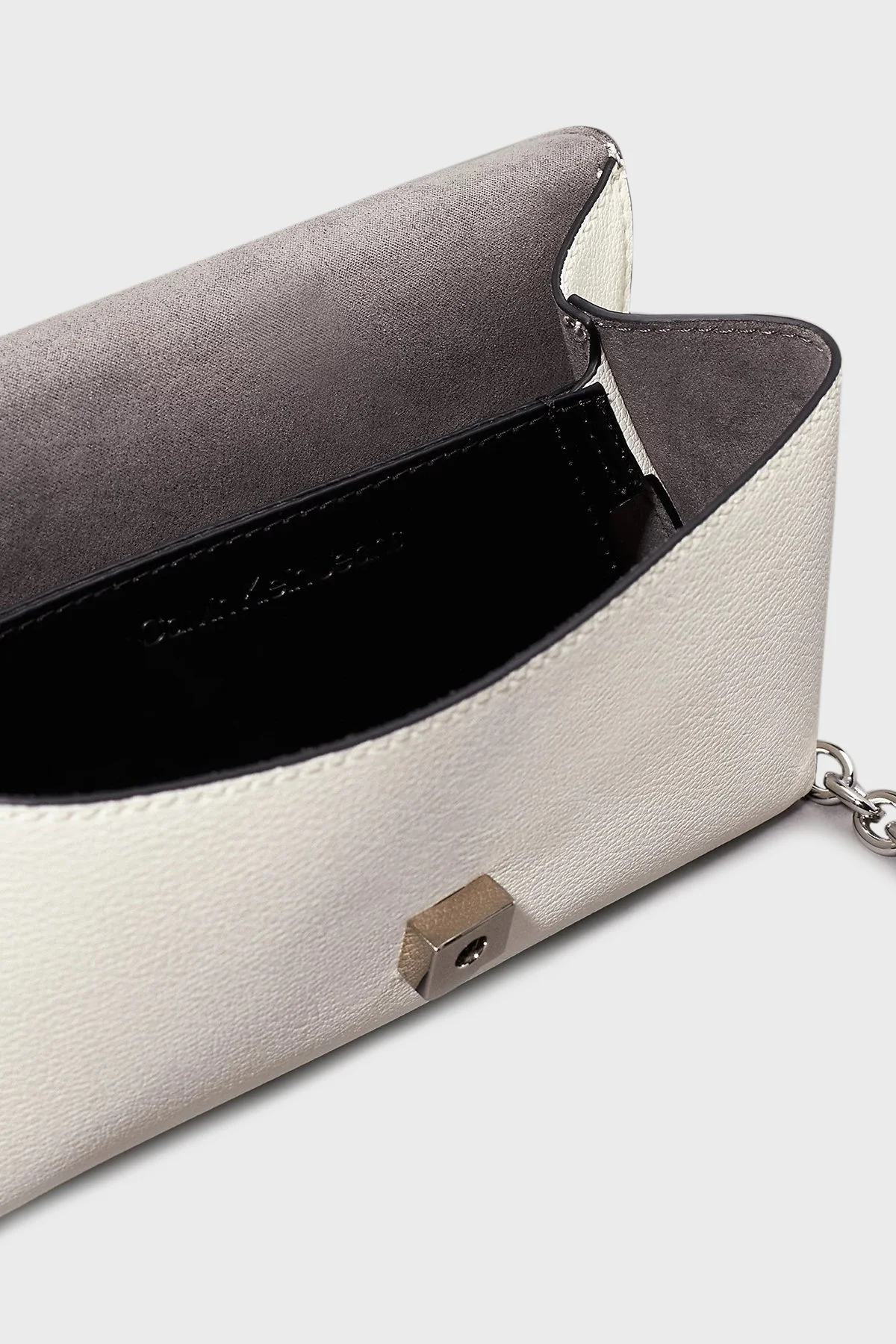 Calvin Klein Logolu Zincir Askılı K60K612233YBJ Bayan Çanta K60K612233 YBJ KREM - 5