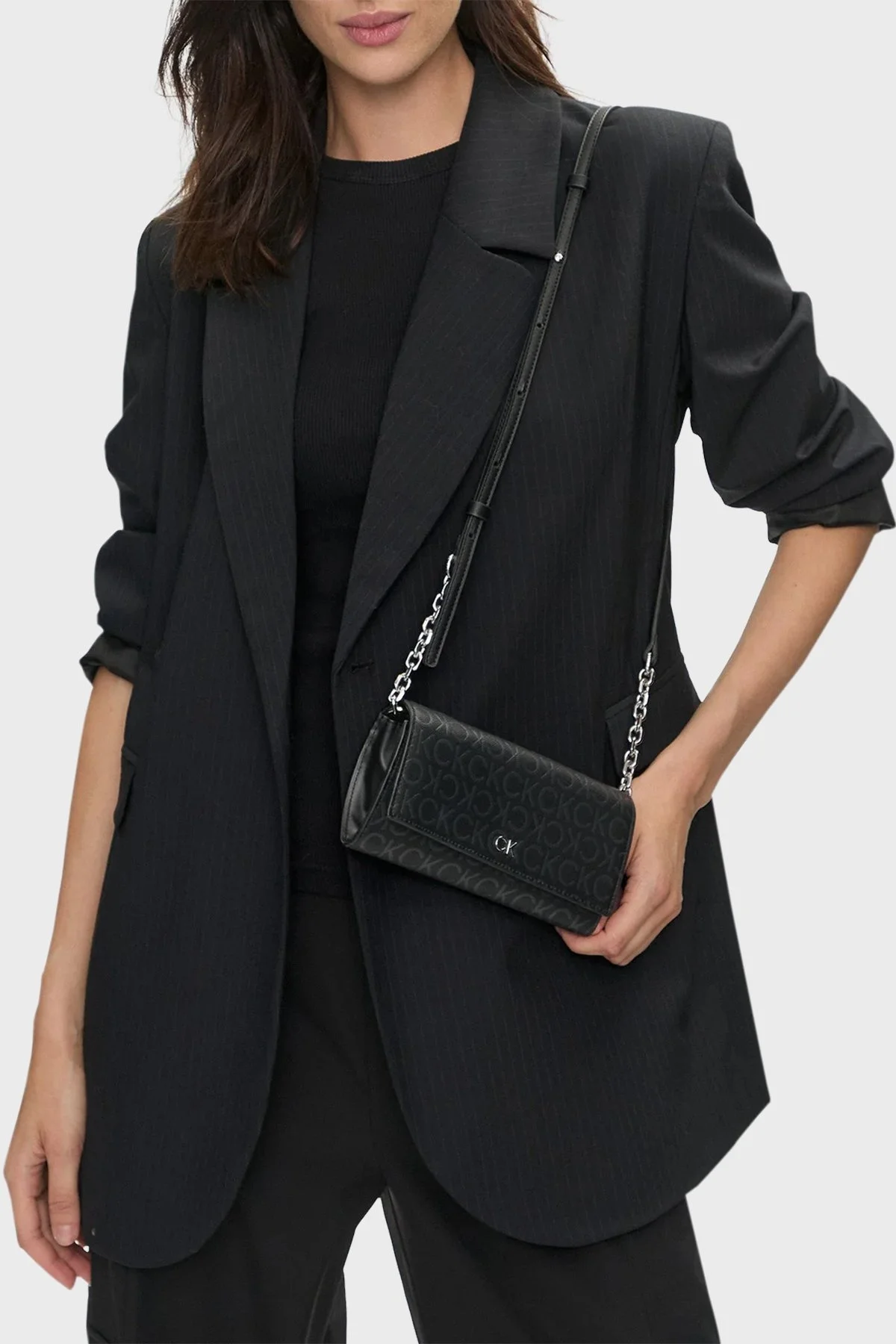 Calvin Klein Logolu Zincir Askılı K60K6124240GM Bayan Cüzdan K60K612424 0GM SİYAH - 2