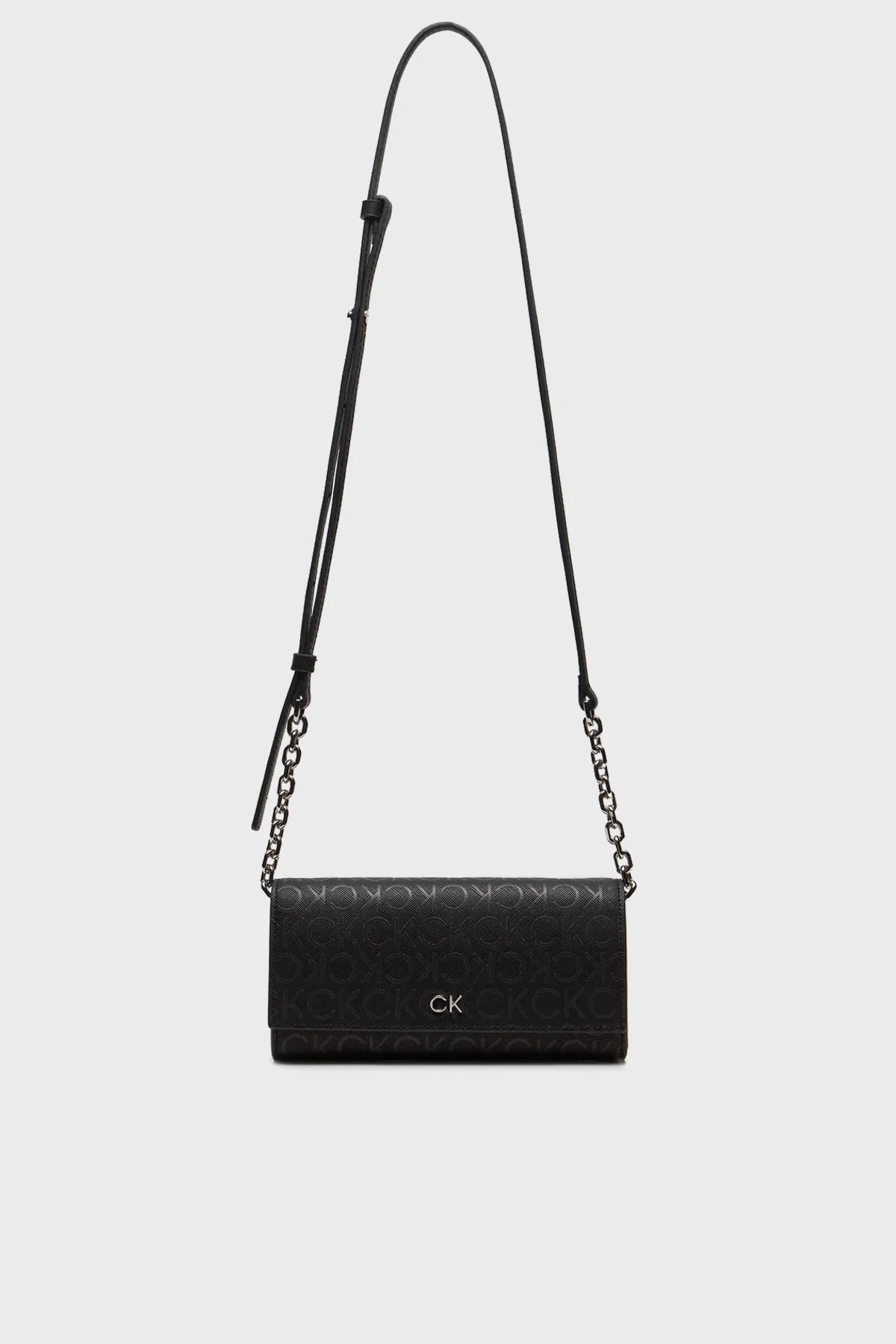 Calvin Klein Logolu Zincir Askılı K60K6124240GM Bayan Cüzdan K60K612424 0GM SİYAH - 3