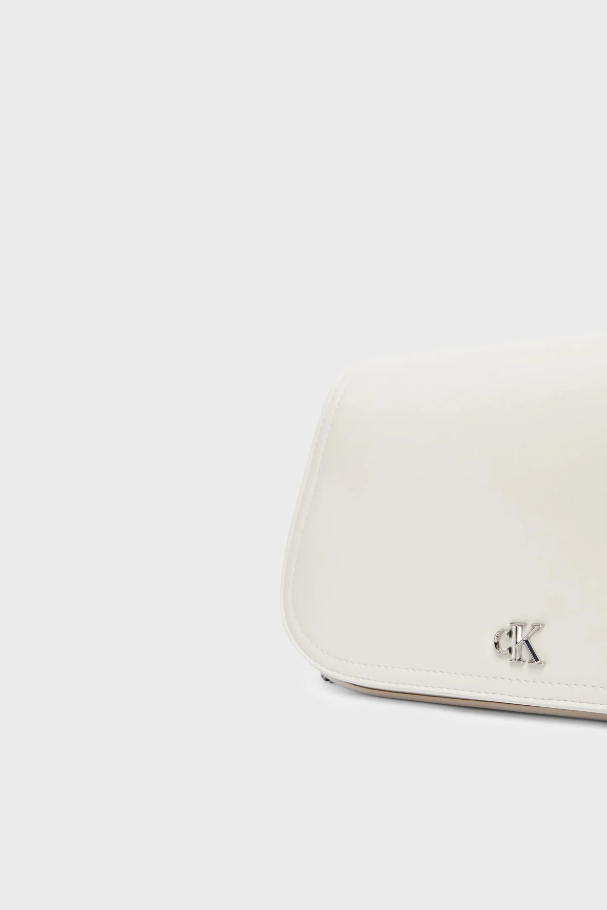 Calvin Klein Logolu Zincir Askılı LV04F1153G4LX Bayan Çanta LV04F1153G 4LX BEYAZ - 4