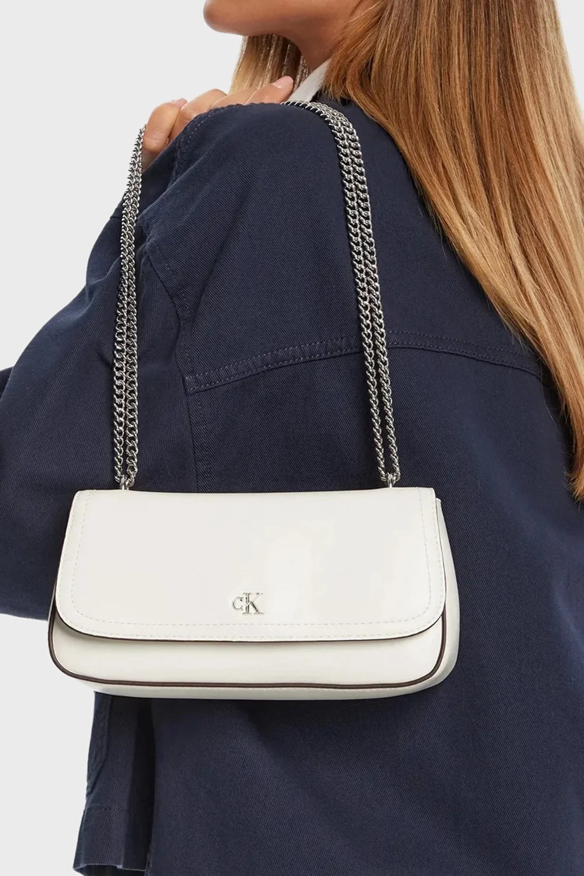 Calvin Klein Logolu Zincir Askılı LV04F3171G4LX Kadın Çanta LV04F3171G 4LX BEYAZ - 2