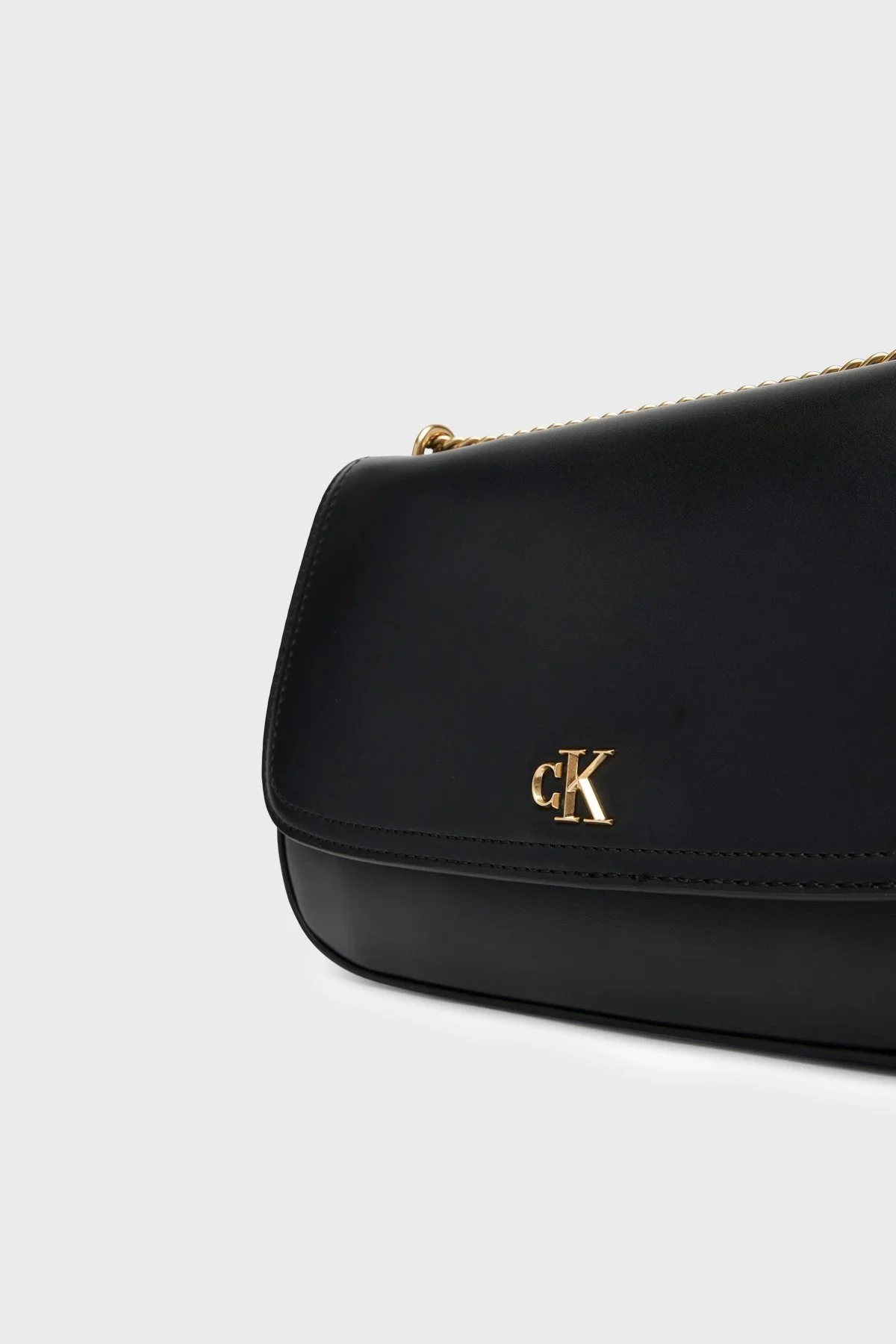 Calvin Klein Logolu Zincir Askılı LV04F3171GUB1 Bayan Çanta LV04F3171G UB1 SİYAH - 5