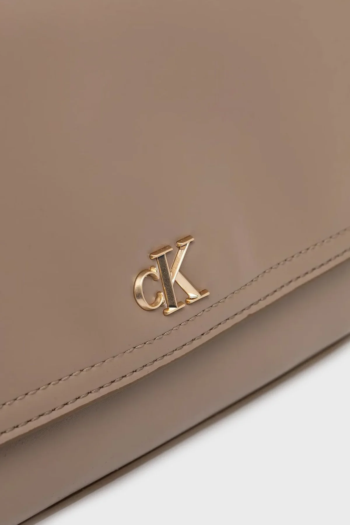 Calvin Klein Logolu Zincir Askılı LV04F3171GVFU Bayan Çanta LV04F3171G VFU TOPRAK - 4