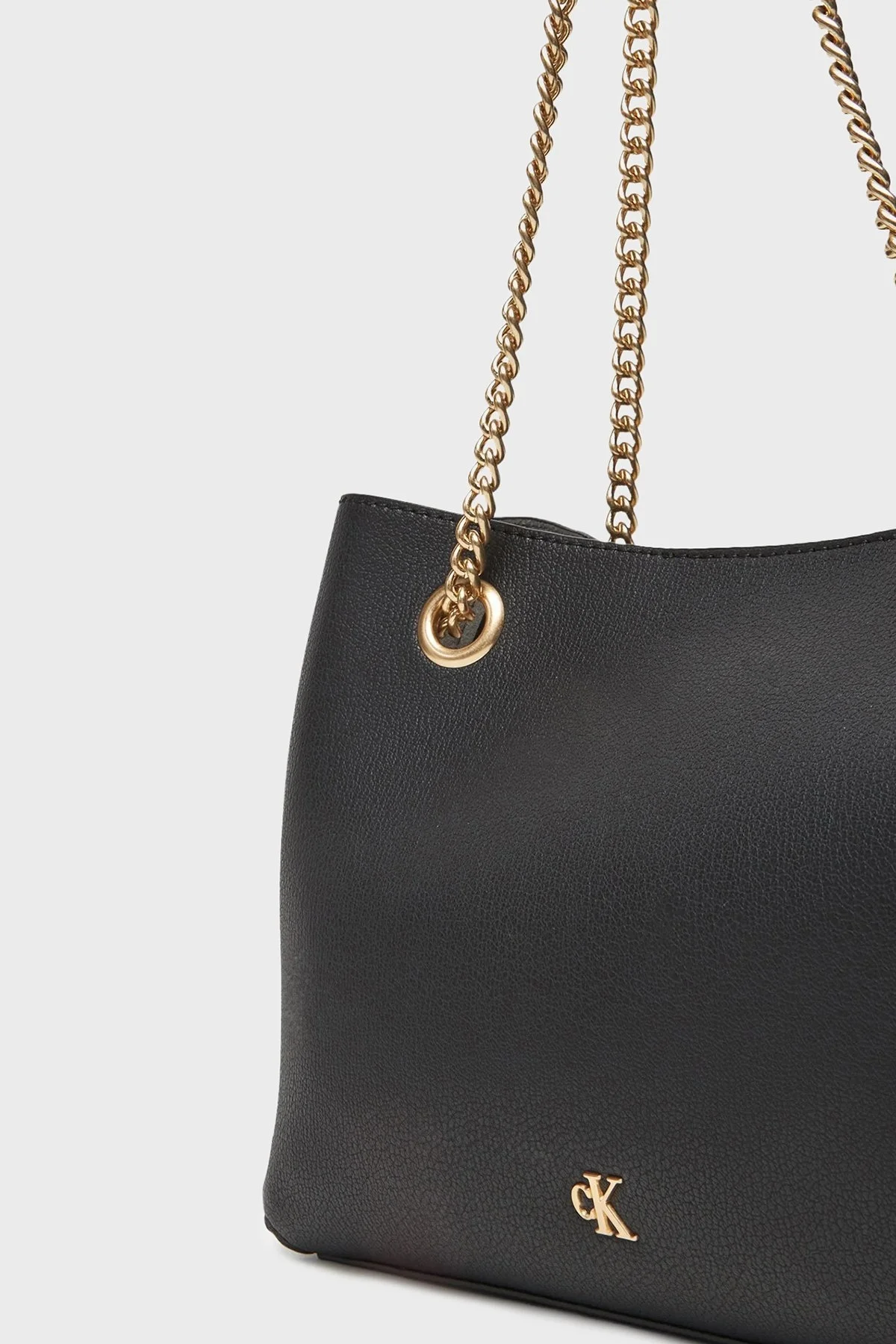 Calvin Klein Logolu Zincir Askılı LV04F3205GUB1 Bayan Çanta LV04F3205G UB1 SİYAH - 3