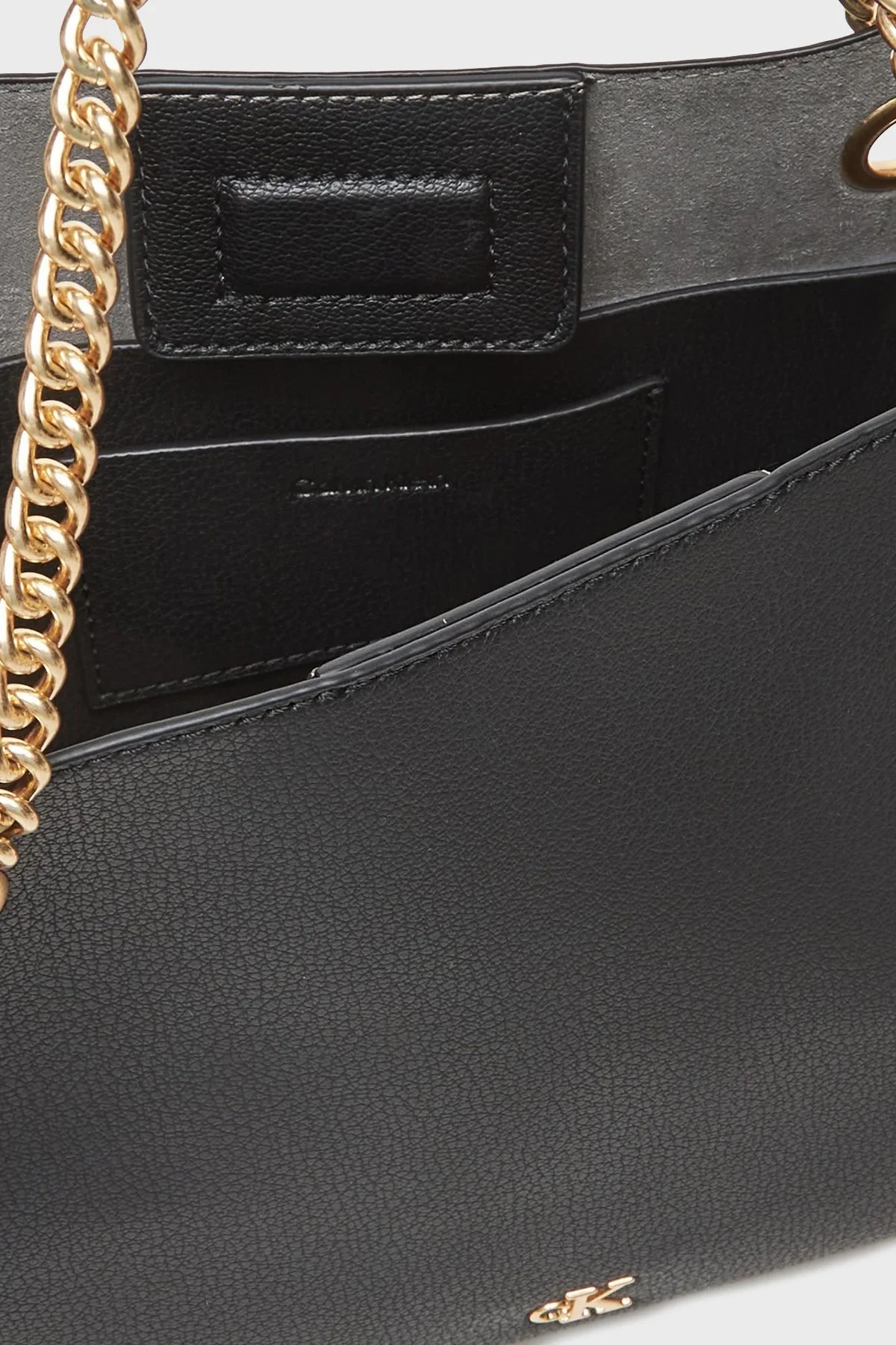 Calvin Klein Logolu Zincir Askılı LV04F3205GUB1 Bayan Çanta LV04F3205G UB1 SİYAH - 4