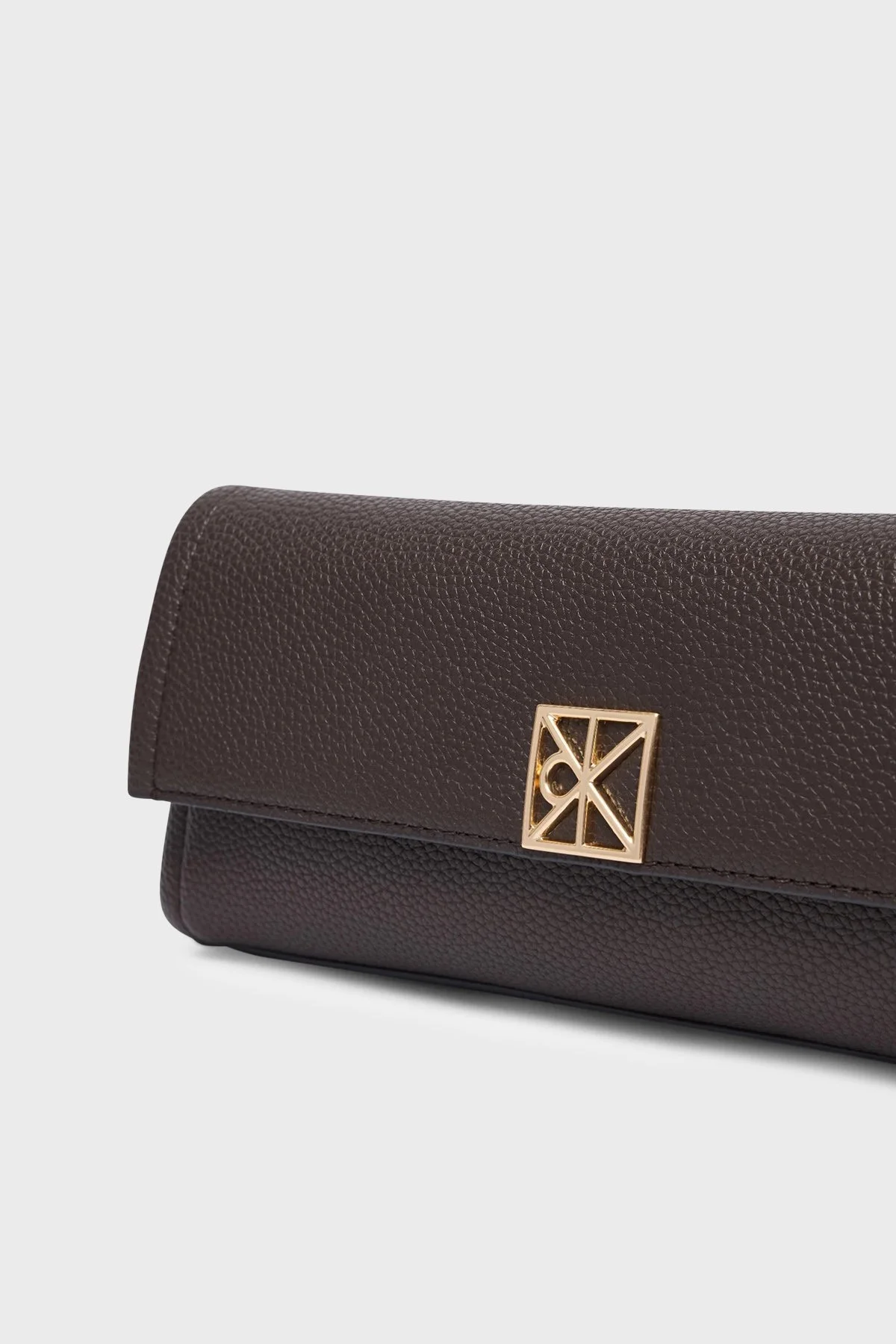 Calvin Klein Logolu Zincir Askılı LV04F3740GBAL Kadın Çanta LV04F3740G BAL KAHVE - 4