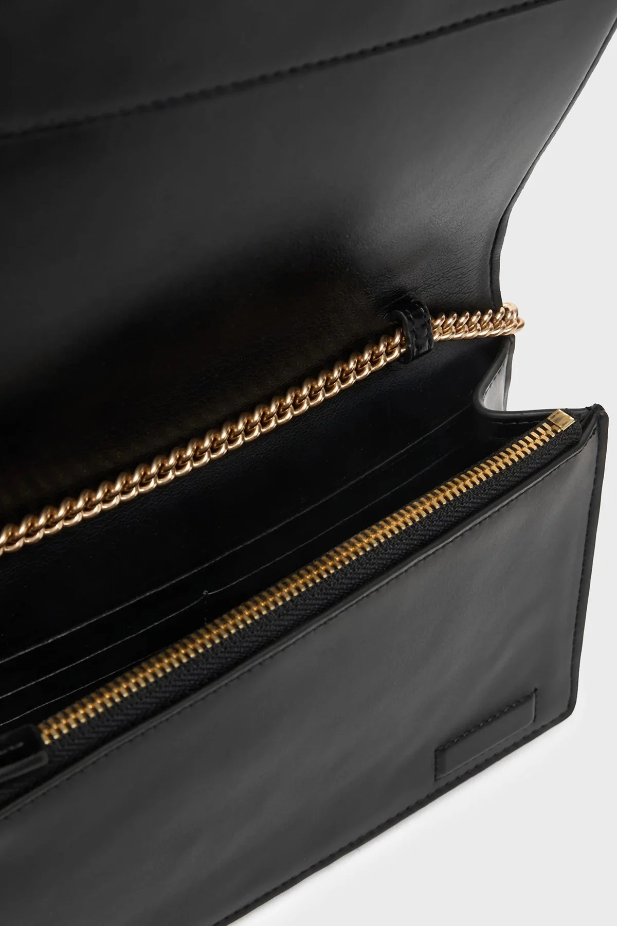 Calvin Klein Logolu Zincir Askılı Portföy LV04F3319GUB1 Bayan Cüzdan LV04F3319G UB1 SİYAH - 5