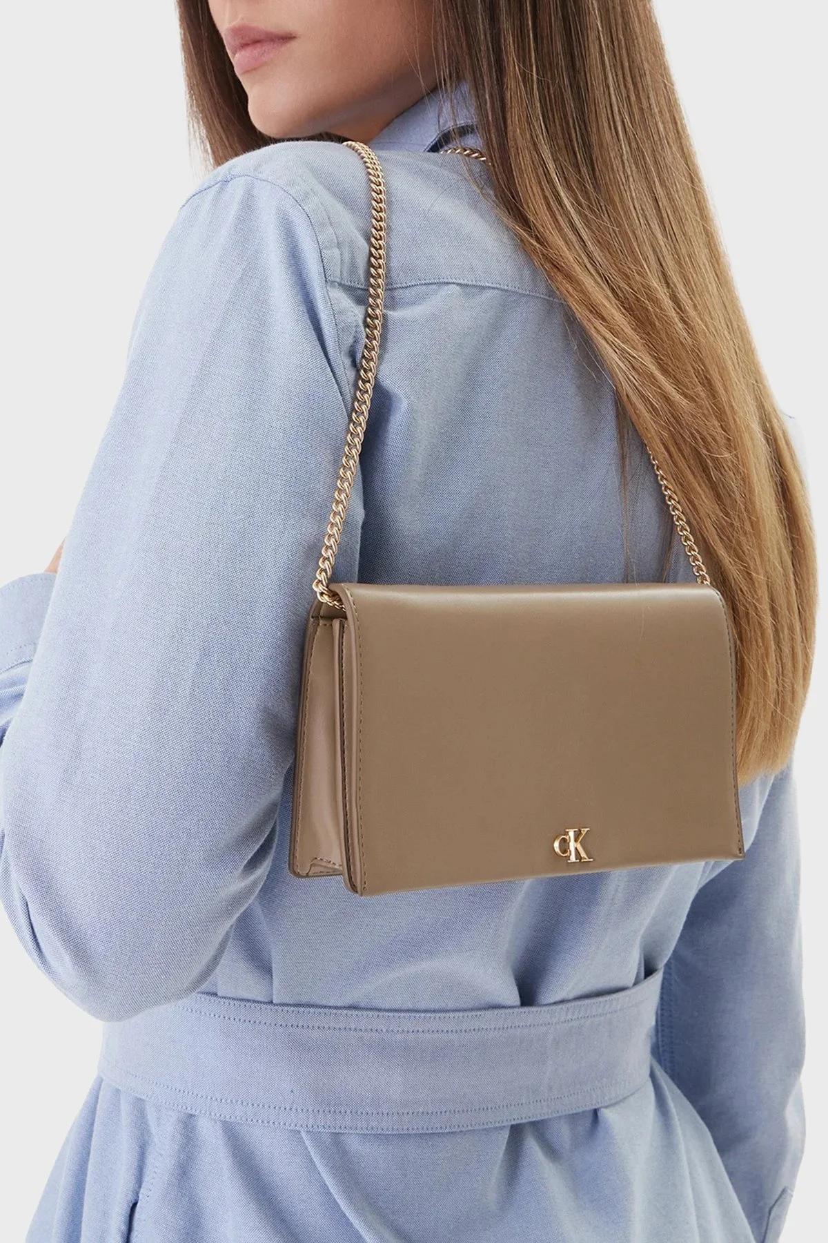 Calvin Klein Logolu Zincir Askılı Portföy LV04F3319GVFU Bayan Çanta LV04F3319G VFU VİZON - 2