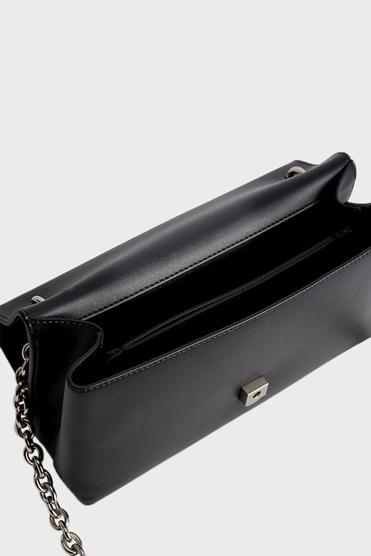 Calvin Klein Logolu Zincir Detaylı Omuz Askılı K60K6071980GJ Bayan Çanta K60K607198 0GJ SİYAH - 4