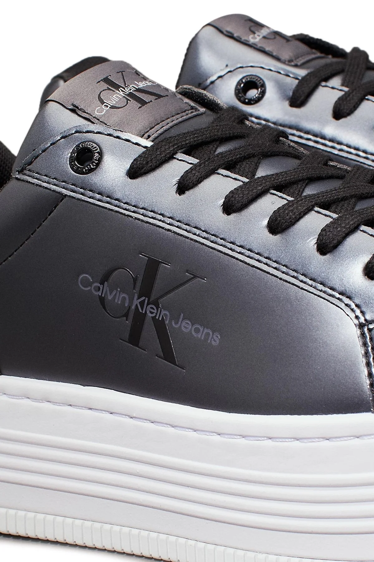 Calvin Klein Metalik Deri Platform Sneaker YW0YW014640GT Bayan Ayakkabı YW0YW01464 0GT SİYAH-BEYAZ - 7