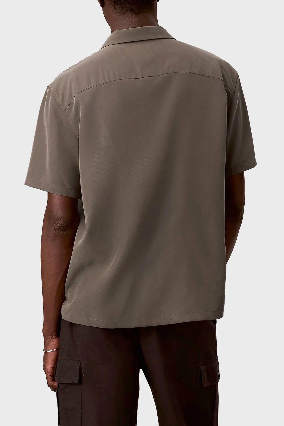Calvin Klein Modal Karışımlı Relaxed Fit Kısa Kollu LV04LF114G9O9 Erkek Gömlek LV04LF114G 9O9 KAHVE - 3