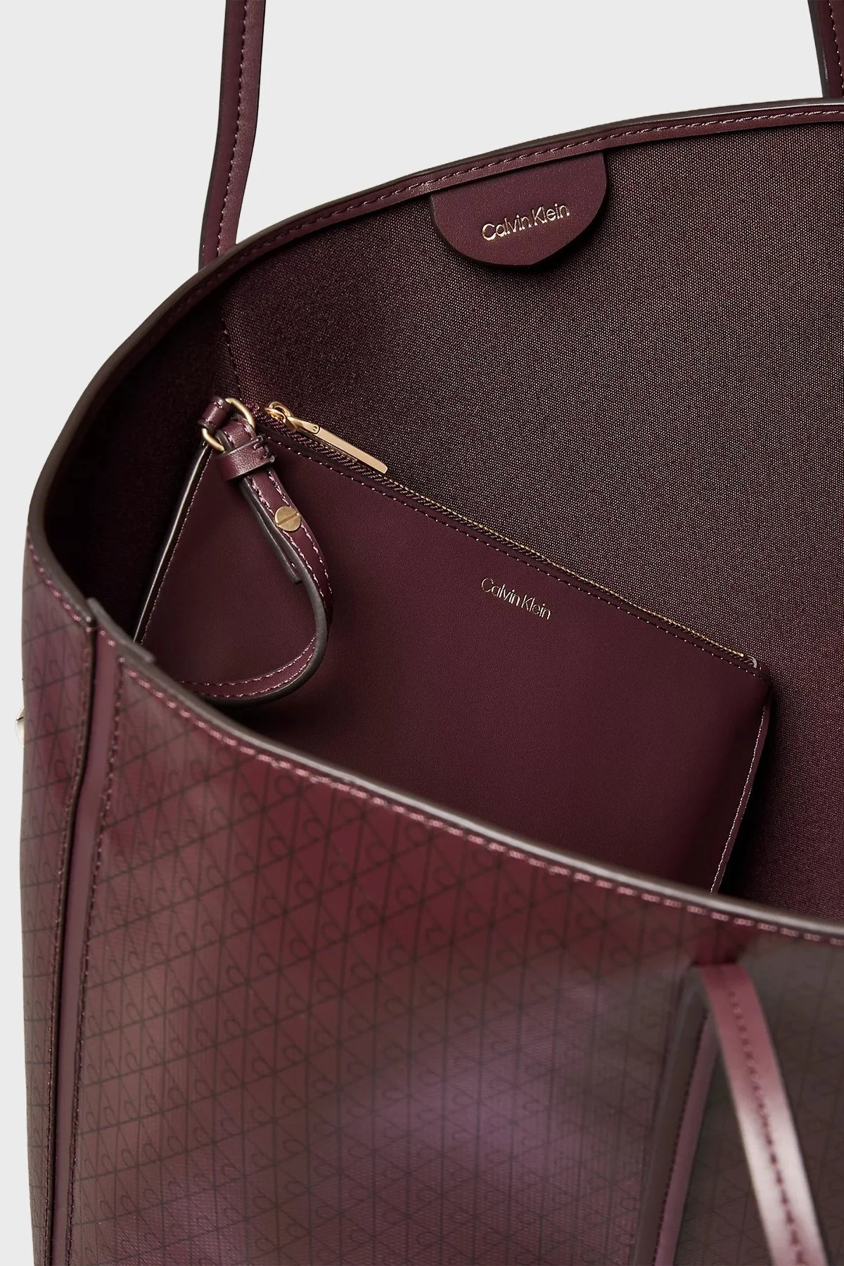 Calvin Klein Monogram Logo Baskılı Büyük LV04F3266G2XD Bayan Çanta LV04F3266G 2XD BORDO - 3