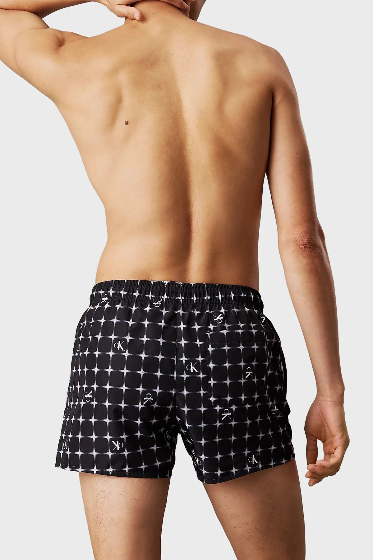 Calvin Klein Monogram Logo Baskılı Regular Fit Normal Bel KM0KM011720GO Erkek Mayo Short KM0KM01172 0GO SİYAH-BEYAZ - 7