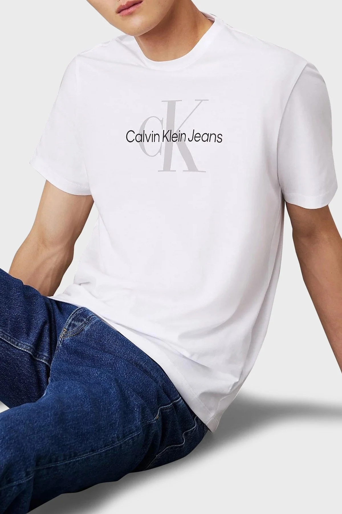 Calvin Klein Monogram Logolu % 100 Pamuk Regular Fit Bisiklet Yaka 00040EM286YAA Erkek T Shirt 00040EM286 YAA BEYAZ - 3