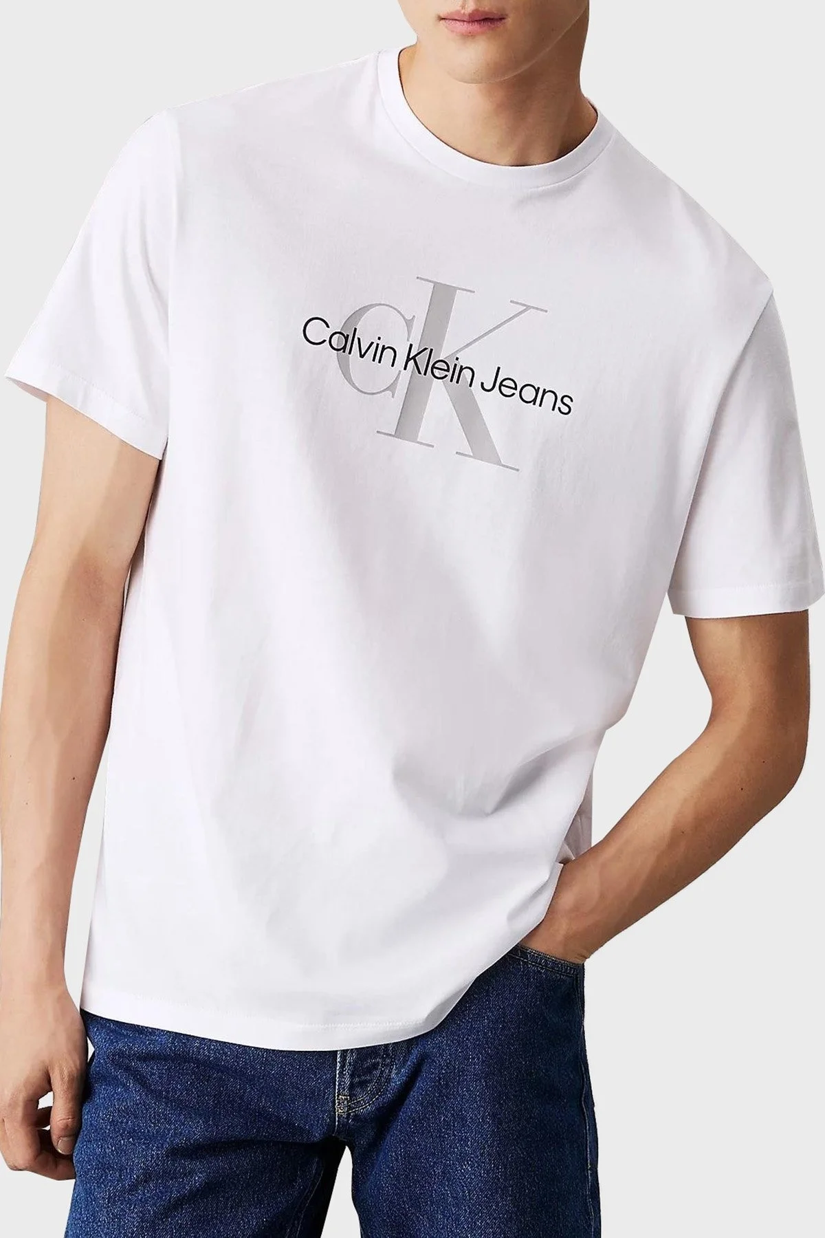 Calvin Klein Monogram Logolu % 100 Pamuk Regular Fit Bisiklet Yaka 00040EM286YAA Erkek T Shirt 00040EM286 YAA BEYAZ - 4