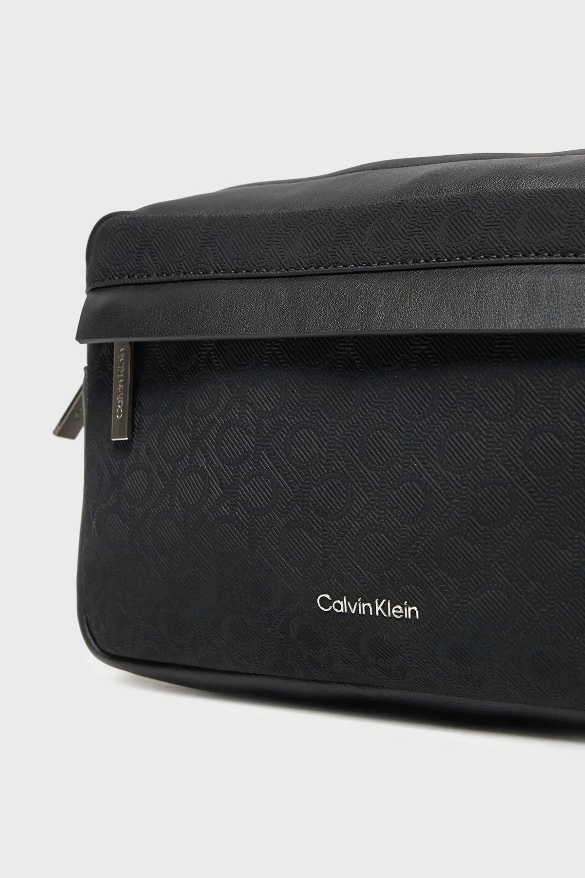Calvin Klein Monogram Logolu Bilek Askılı K50K5127990GK Erkek Çanta K50K512799 0GK SİYAH - 4