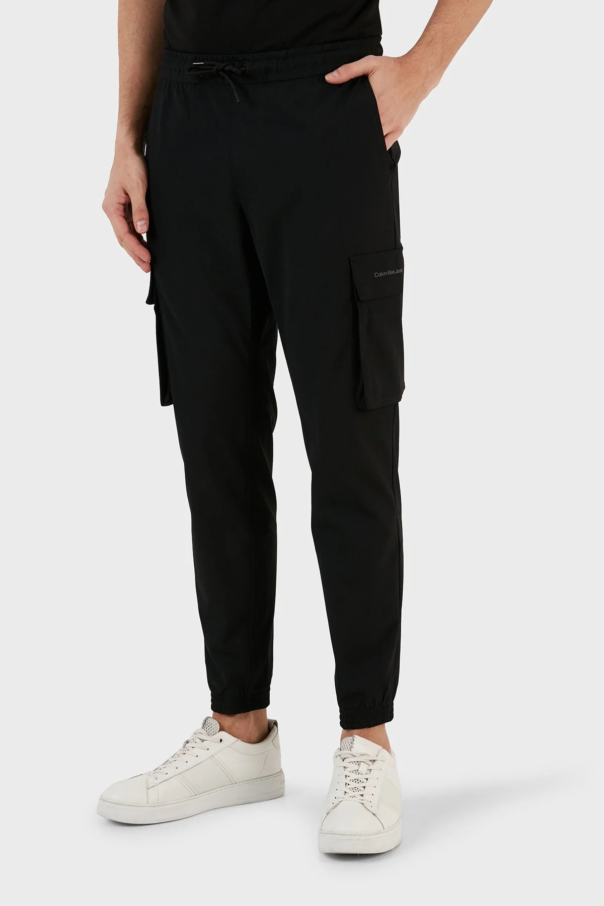 Calvin Klein Normal Bel Regular Fit Jogger Spor J30J324686BEH Erkek Pantolon J30J324686 BEH SİYAH - 2