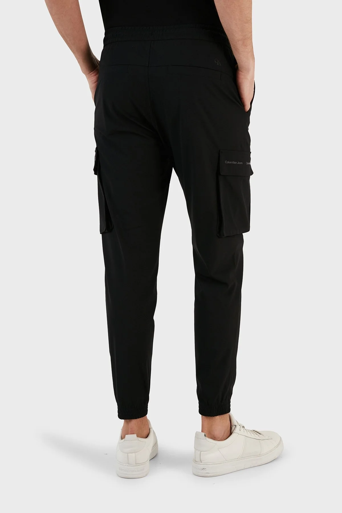 Calvin Klein Normal Bel Regular Fit Jogger Spor J30J324686BEH Erkek Pantolon J30J324686 BEH SİYAH - 5