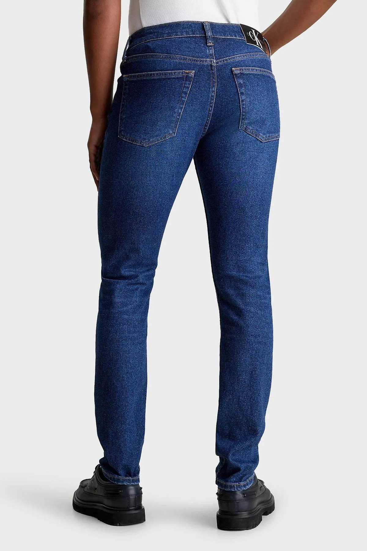 Calvin Klein Normal Bel Slim Tapered Jeans J30J3248491BJ Erkek Kot Pantolon J30J324849 1BJ KOYU MAVİ - 2