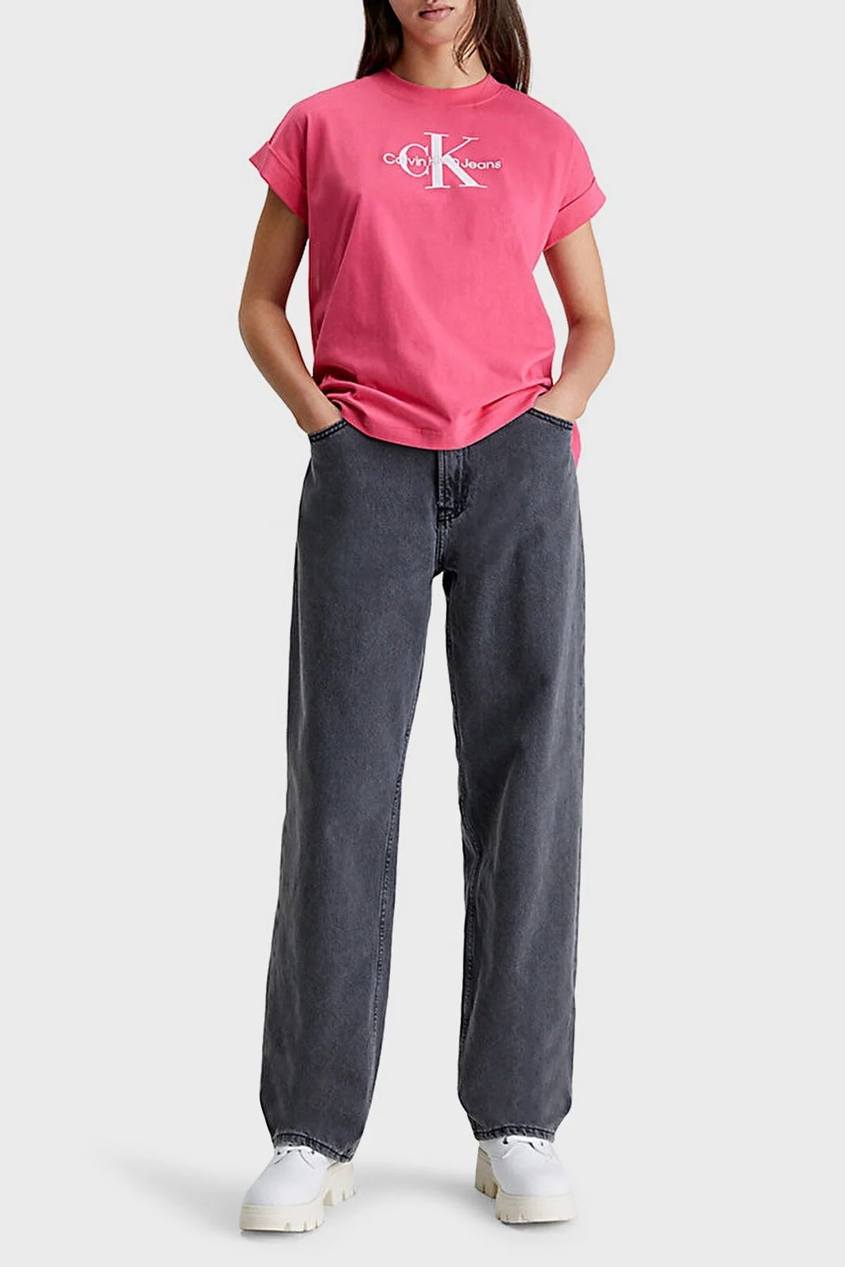 Calvin Klein Organik Pamuklu Bisiklet Yaka Relaxed Fit J20J220717XI1 Bayan T Shirt J20J220717 XI1 PEMBE - 2