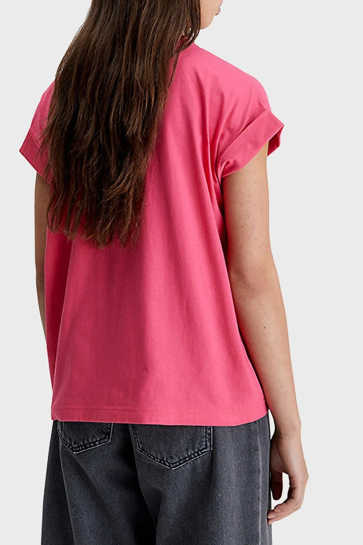 Calvin Klein Organik Pamuklu Bisiklet Yaka Relaxed Fit J20J220717XI1 Bayan T Shirt J20J220717 XI1 PEMBE - 4