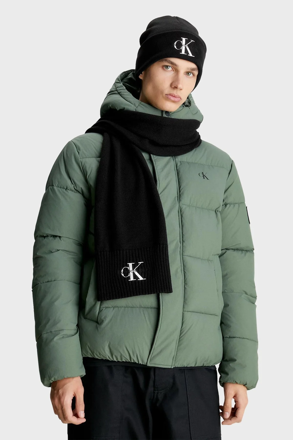 Calvin Klein Organik Pamuklu K50K511199BDS Erkek Atkı Takım K50K511199 BDS SİYAH - 2