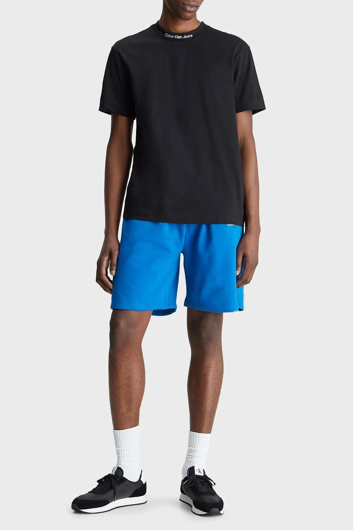 Calvin Klein Organik Pamuklu Logolu Bisiklet Yaka Relaxed Fit J30J322845BEH Erkek T Shirt J30J322845 BEH SİYAH - 4