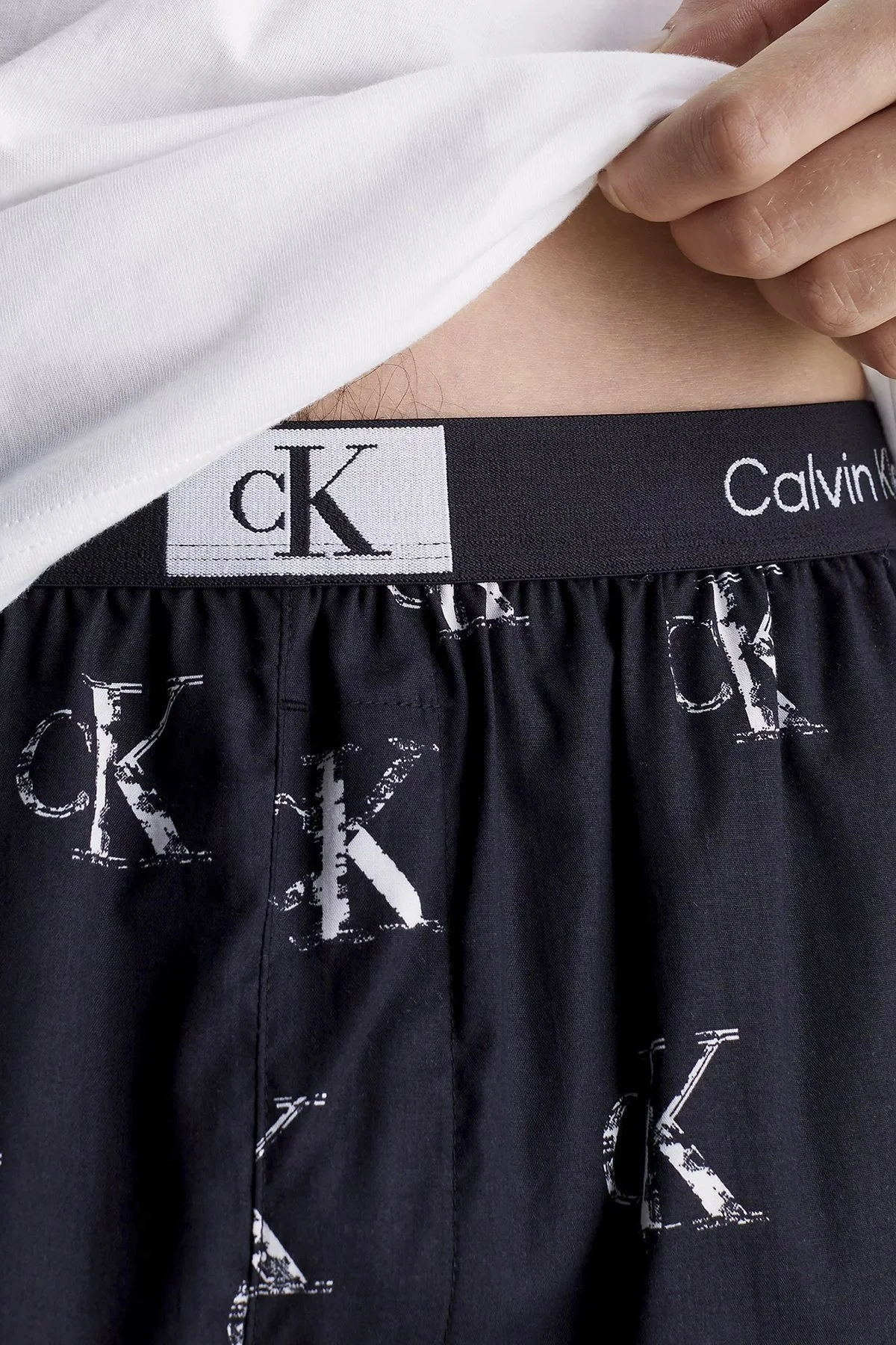Calvin Klein Organik Pamuklu Regular Fit 000NM2526EN1J Erkek Pijama Takımı 000NM2526E N1J SİYAH-BEYAZ - 3
