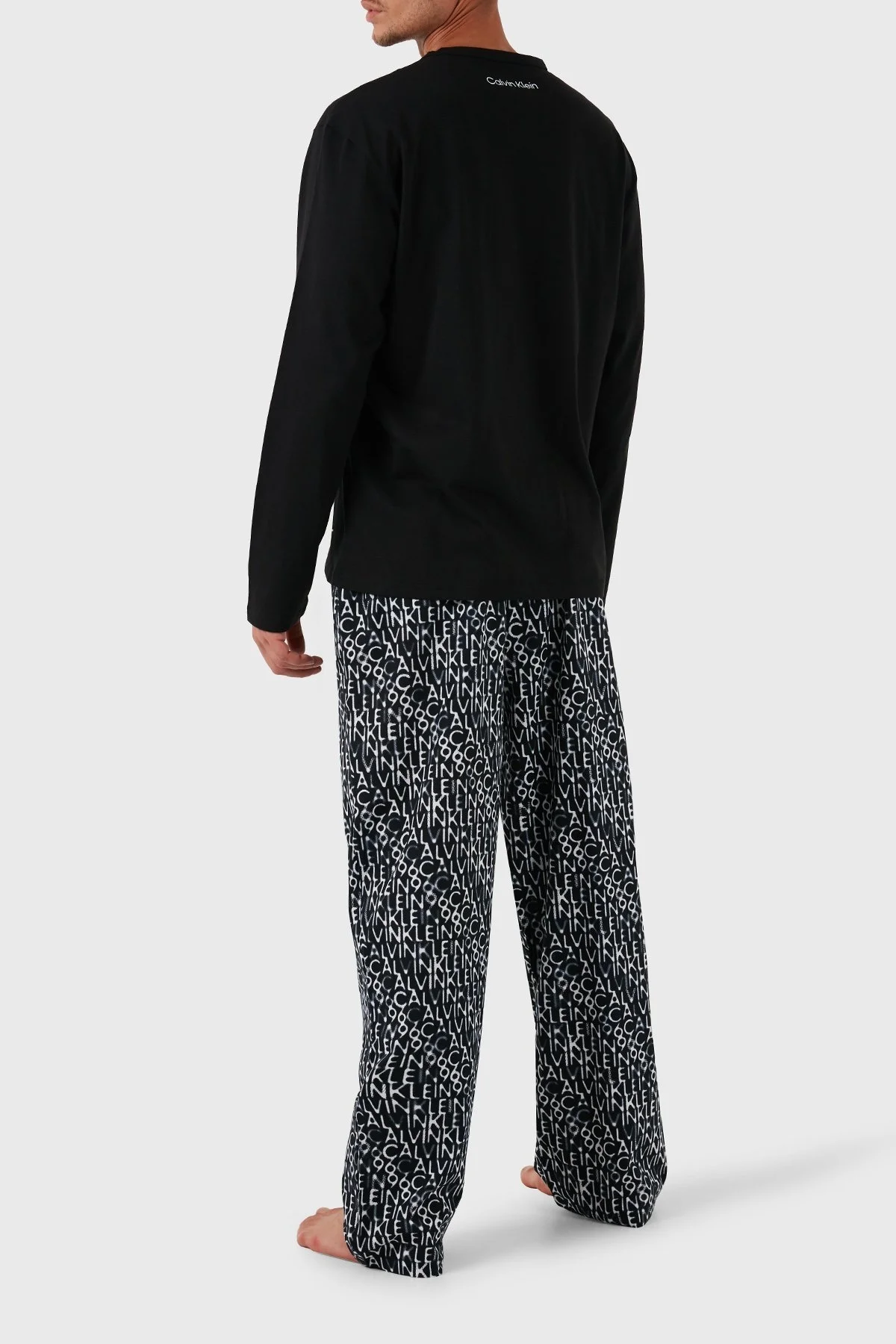 Calvin Klein Organik Pamuklu Regular Fit 000NM2526ENA8 Erkek Pijama Takımı 000NM2526E NA8 SİYAH - 2