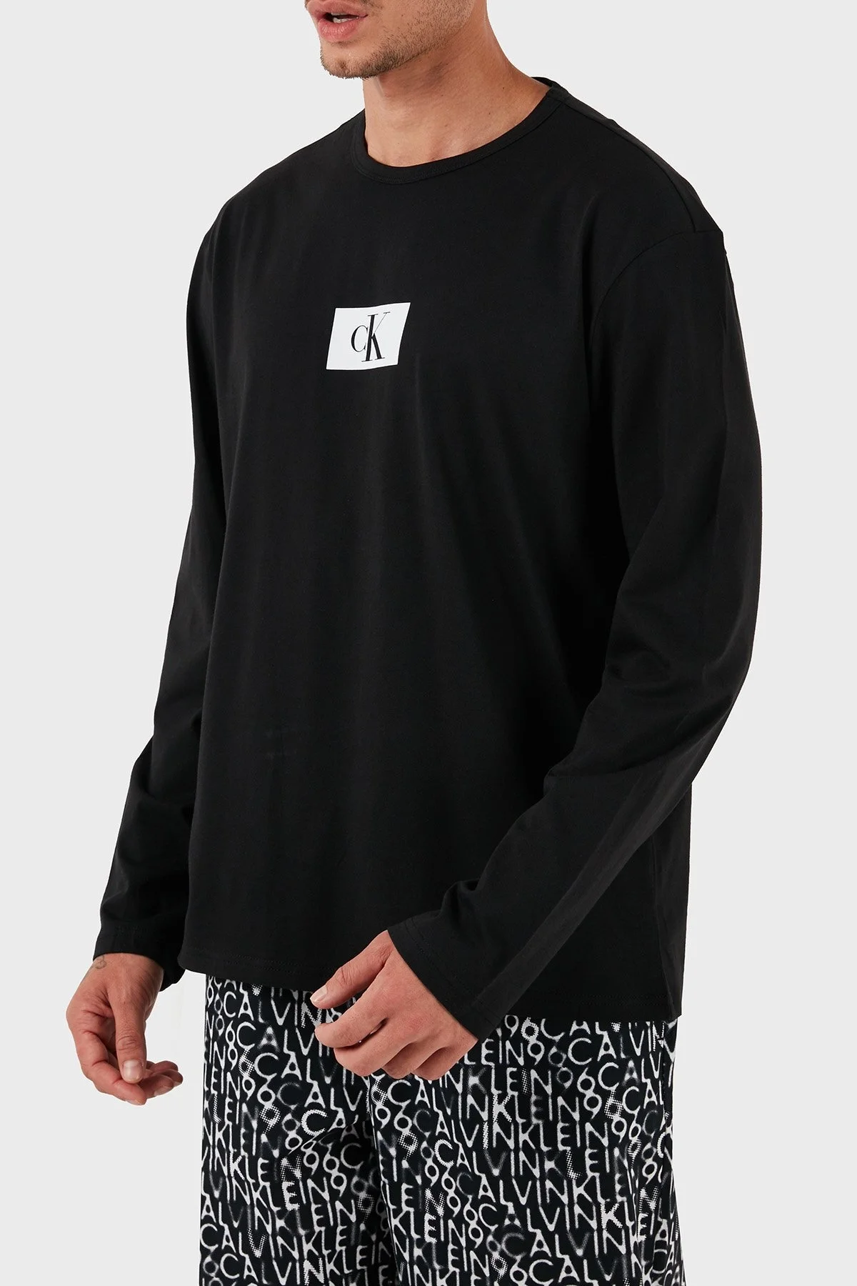 Calvin Klein Organik Pamuklu Regular Fit 000NM2526ENA8 Erkek Pijama Takımı 000NM2526E NA8 SİYAH - 6