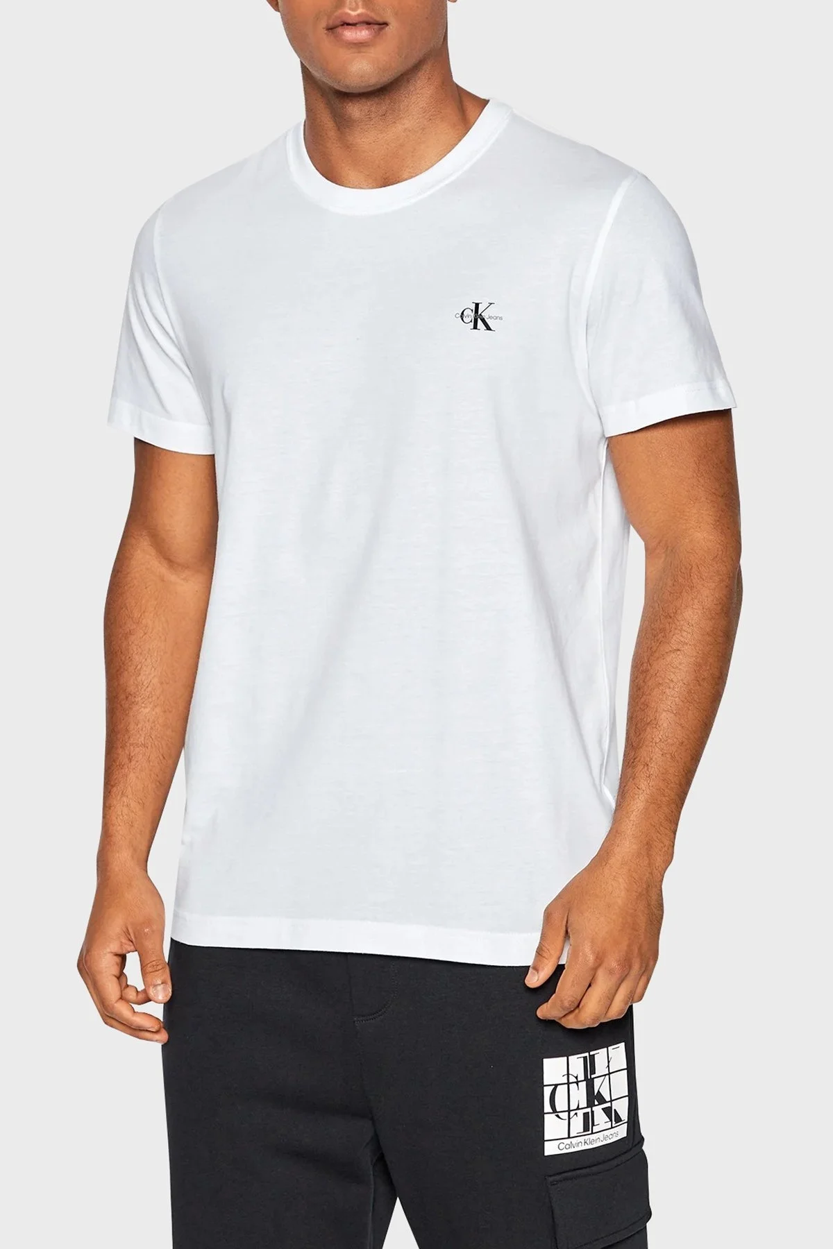Calvin Klein Organik Pamuklu Regular Fit 2li J30J320199YAF Erkek T Shirt J30J320199 YAF SİYAH-BEYAZ - 10