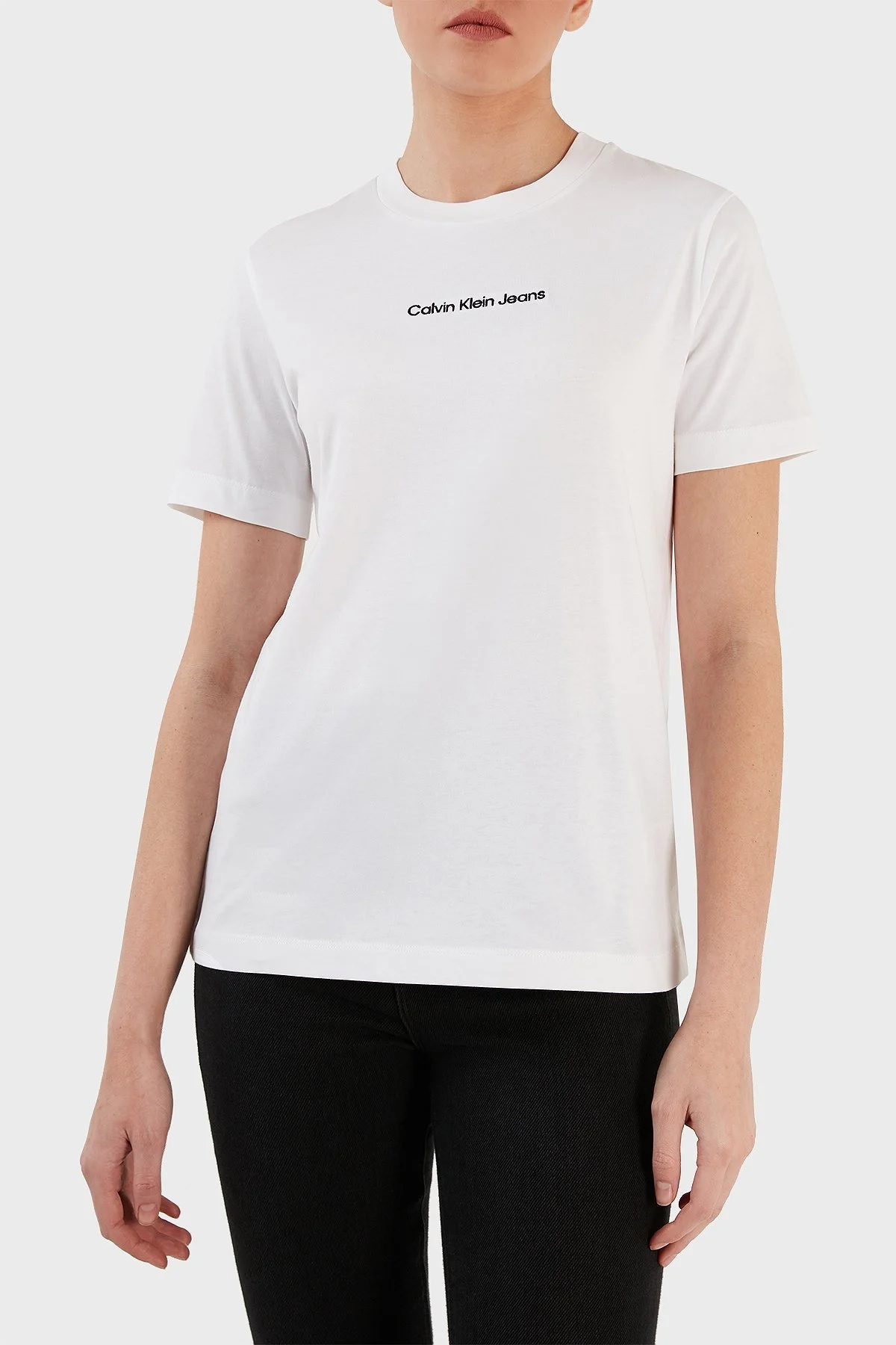 Calvin Klein Organik Pamuklu Regular Fit Bisiklet Yaka Bayan T Shirt J20J221065 YAF BEYAZ - 1