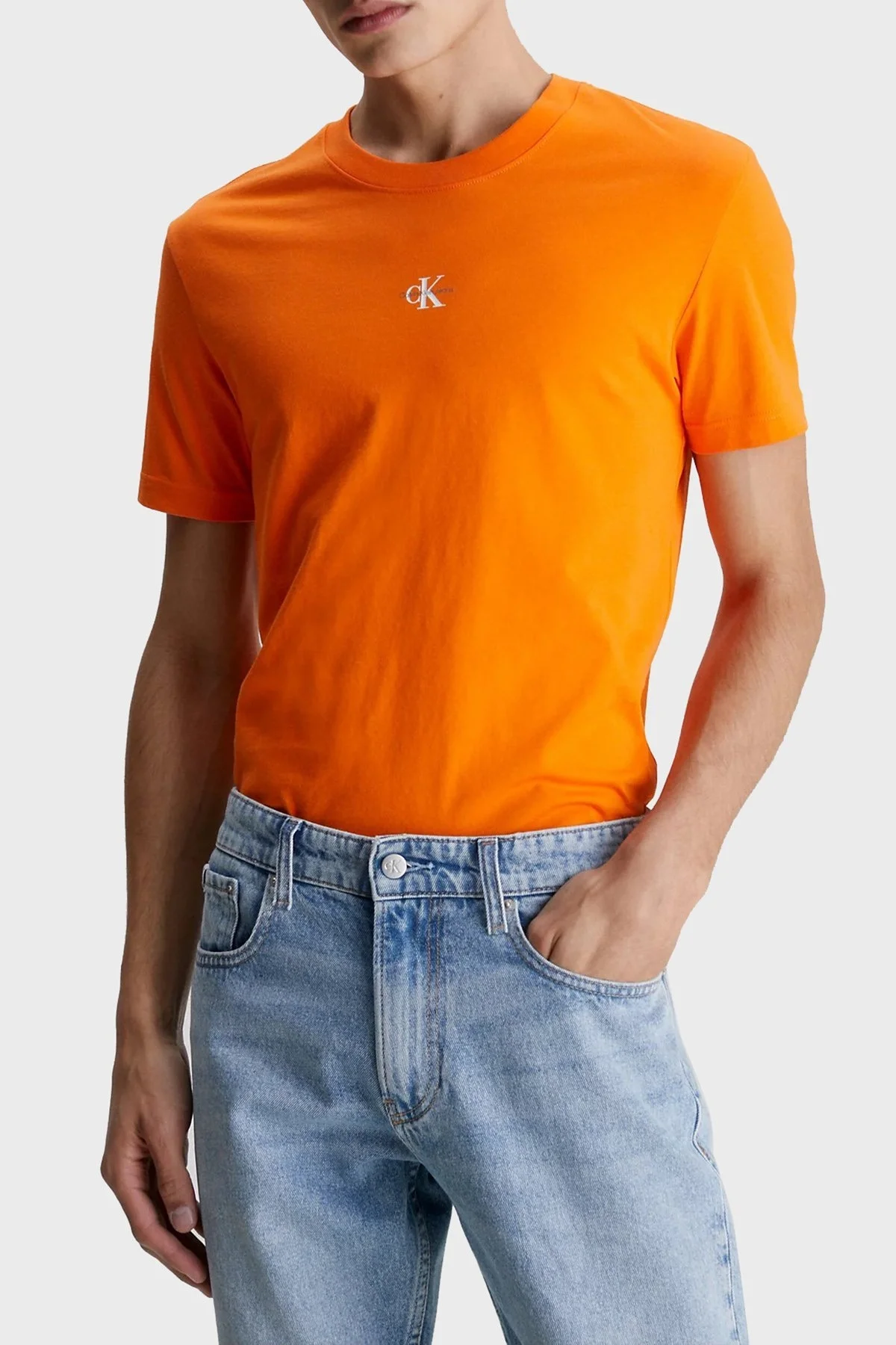 Calvin Klein Organik Pamuklu Regular Fit Bisiklet Yaka J30J322466SCB Erkek T Shirt J30J322466 SCB TURUNCU - 1