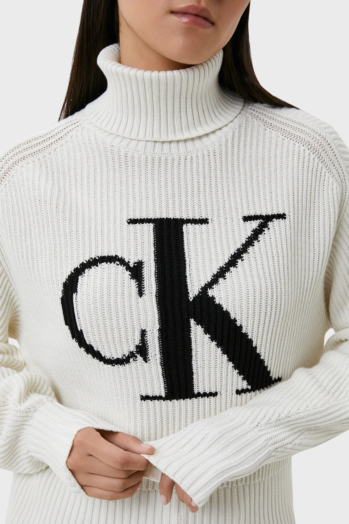 Calvin Klein Organik Pamuklu Relaxed Fit Balıkçı Yaka J20J221960YBI Bayan Kazak J20J221960 YBI BEYAZ - 4
