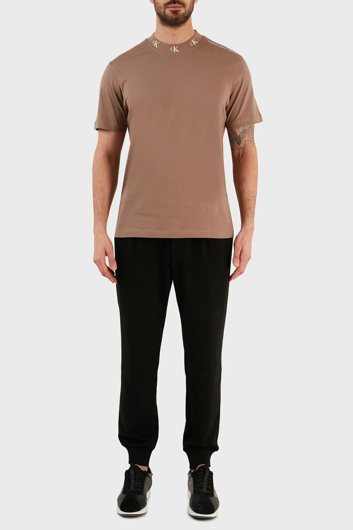 Calvin Klein Organik Pamuklu Relaxed Fit Sıfır Yaka Erkek T Shirt J30J321706 GVE KAHVE - 4