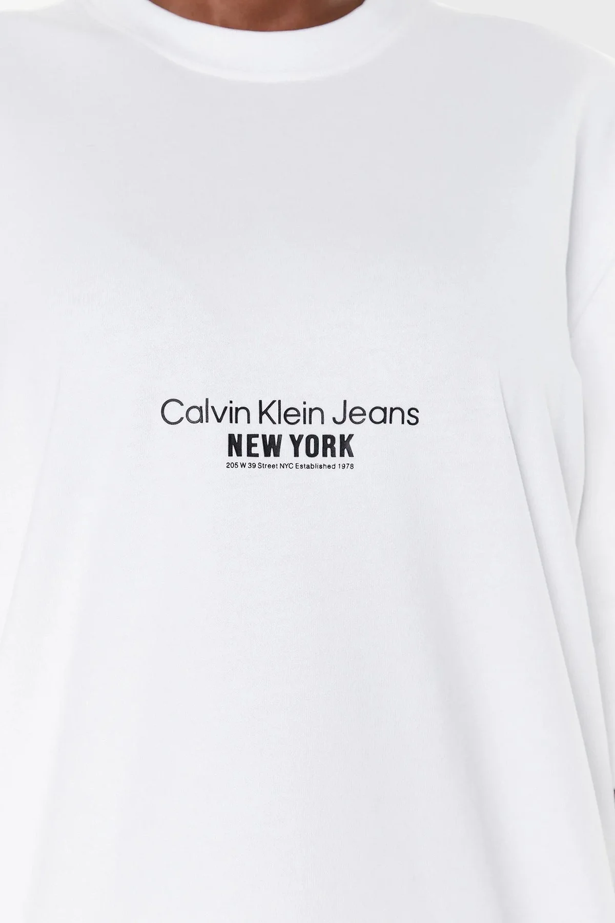 Calvin Klein Organik Pamuklu Relaxed Fit T-shirt J20J220755YAF Bayan Elbise J20J220755 YAF BEYAZ - 6