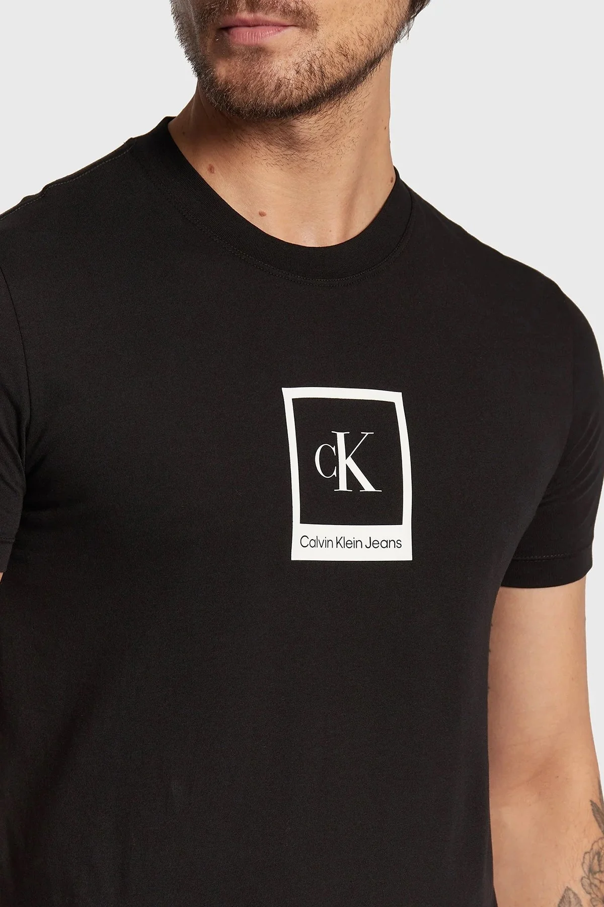 Calvin Klein Organik Pamuklu Slim Fit J30J321776BEH Erkek T Shirt J30J321776 BEH SİYAH - 2