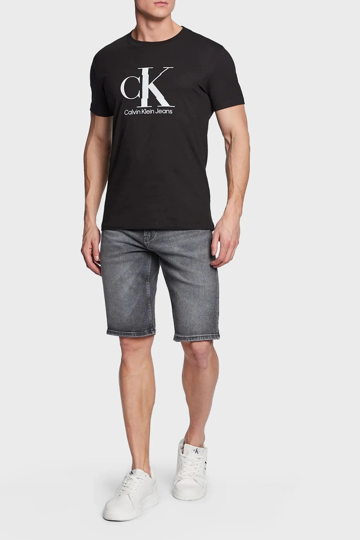 Calvin Klein Organik Pamuklu Slim Fit J30J323299BEH Erkek T Shirt J30J323299 BEH SİYAH - 2