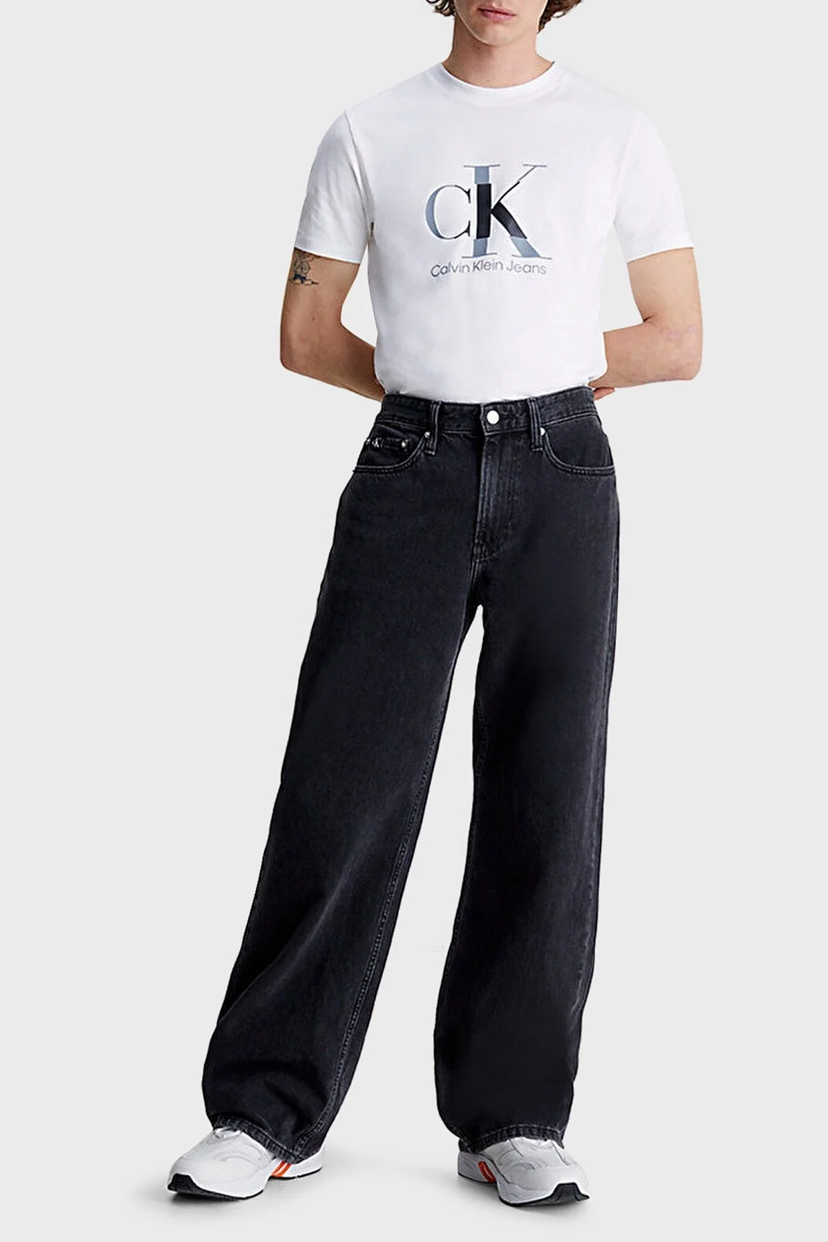 Calvin Klein Organik Pamuklu Slim Fit J30J323299YAF Erkek T Shirt J30J323299 YAF BEYAZ - 5