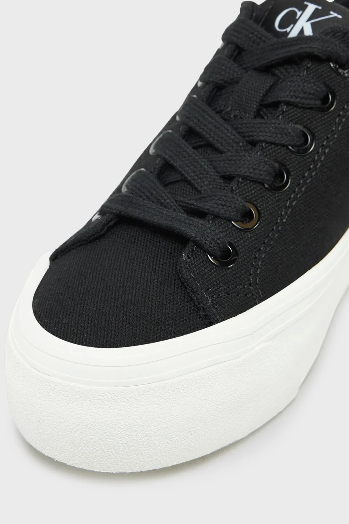 Calvin Klein Pamuk Karışımlı Kanvas YW0YW017630GM Bayan Ayakkabı YW0YW01763 0GM SİYAH-BEYAZ - 10