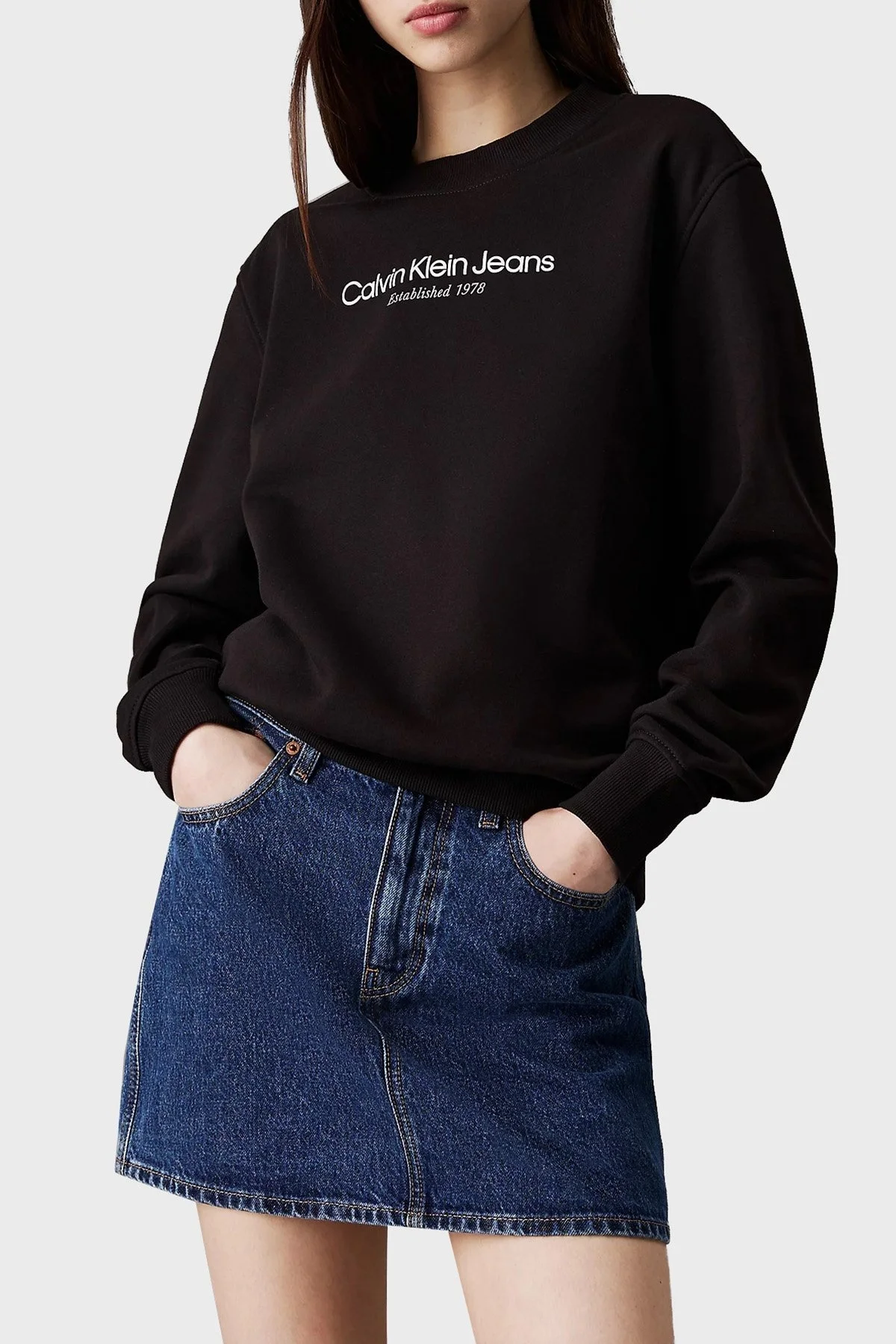 Calvin Klein Pamuk Karışımlı Regular Fit Sıfır Yaka Logolu J20J224913BEH Bayan Sweat J20J224913 BEH SİYAH - 1