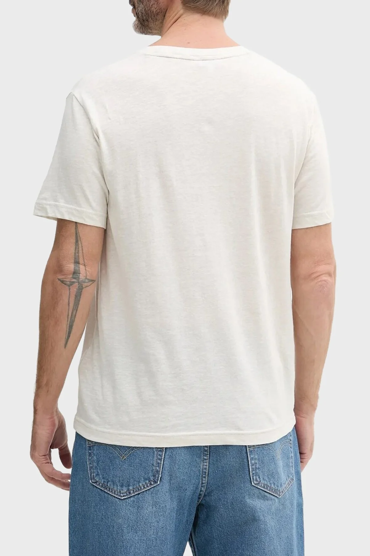 Calvin Klein Pamuk ve Keten Karışımlı Regular Fit Bisiklet Yaka KM0KM01138ADA Erkek T Shirt KM0KM01138 ADA KREM - 7