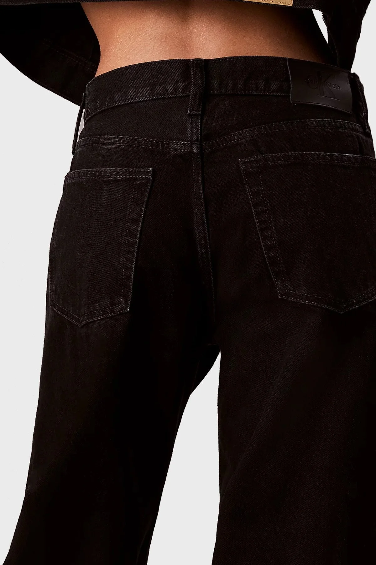 Calvin Klein Pamuklu Baggy Fit Düşük Bel Geniş Paça Jeans LV047D713GTWM Bayan Kot Pantolon LV047D713G TWM SİYAH - 6