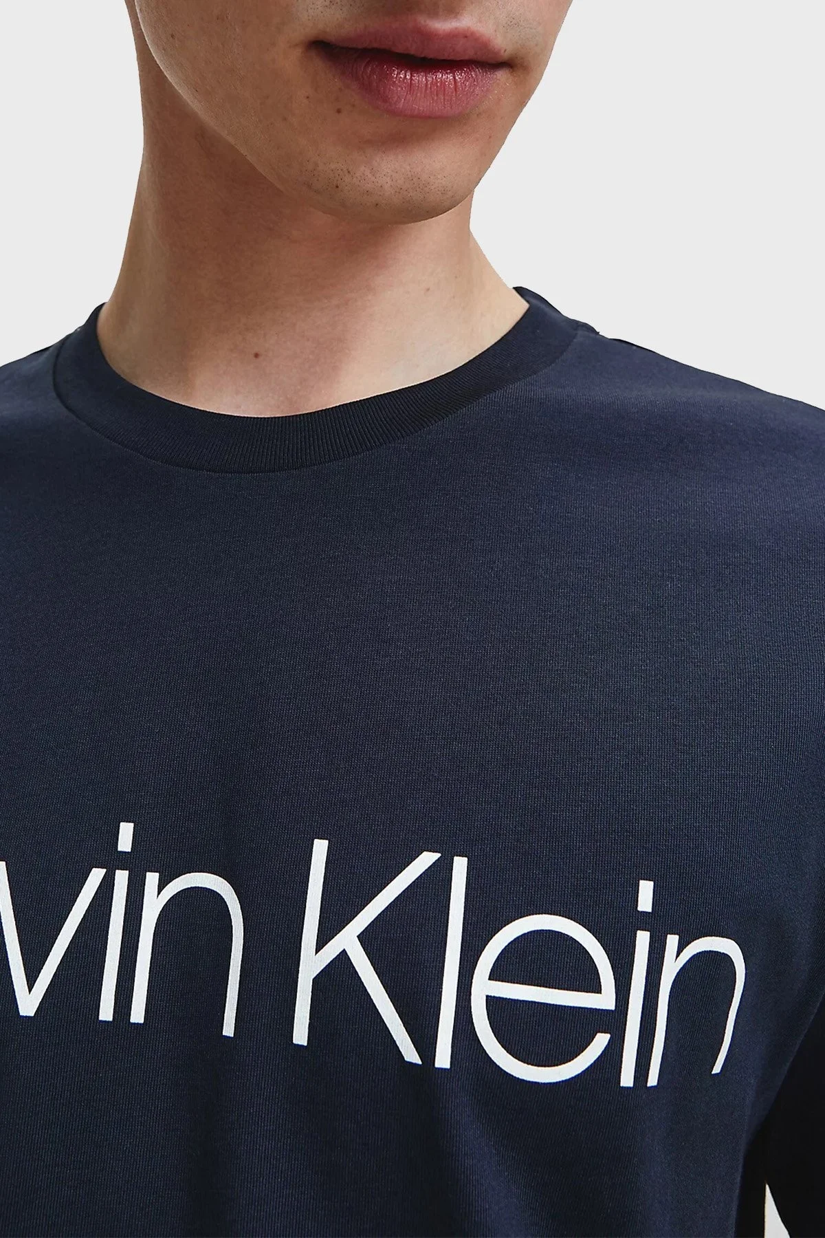 Calvin Klein Pamuklu Baskılı Regular Fit Bisiklet Yaka Erkek T Shirt K10K104063 407 LACİVERT - 3