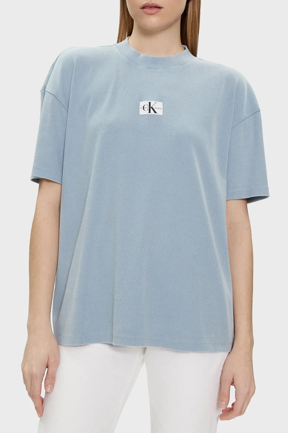 Calvin Klein Pamuklu Bisiklet Yaka Boyfriend Streç Pamuklu Jarse J20J223278CEZ Bayan T Shirt J20J223278 CEZ AÇIK MAVİ - 1