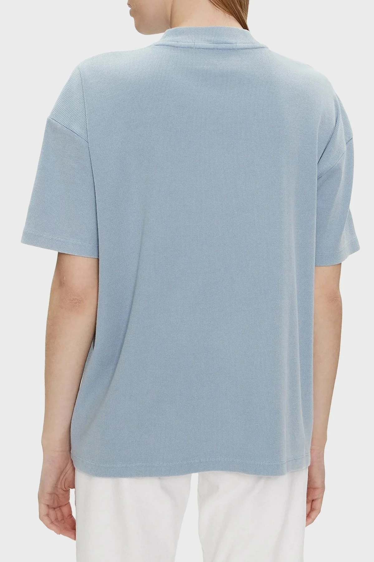 Calvin Klein Pamuklu Bisiklet Yaka Boyfriend Streç Pamuklu Jarse J20J223278CEZ Bayan T Shirt J20J223278 CEZ AÇIK MAVİ - 5