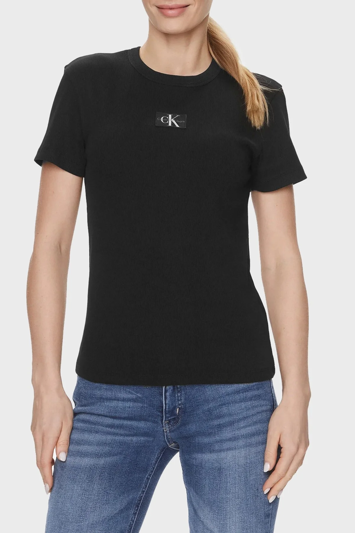 Calvin Klein Pamuklu Bisiklet Yaka Regular Fit J20J222687BEH Bayan T Shirt J20J222687 BEH SİYAH - 1
