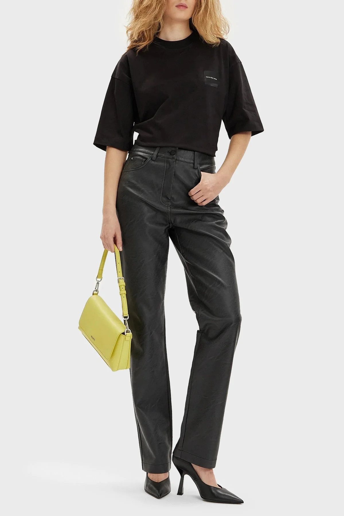 Calvin Klein Pamuklu Boyfriend Fit Bisiklet Yaka J20J223166BEH Bayan T Shirt J20J223166 BEH SİYAH - 3