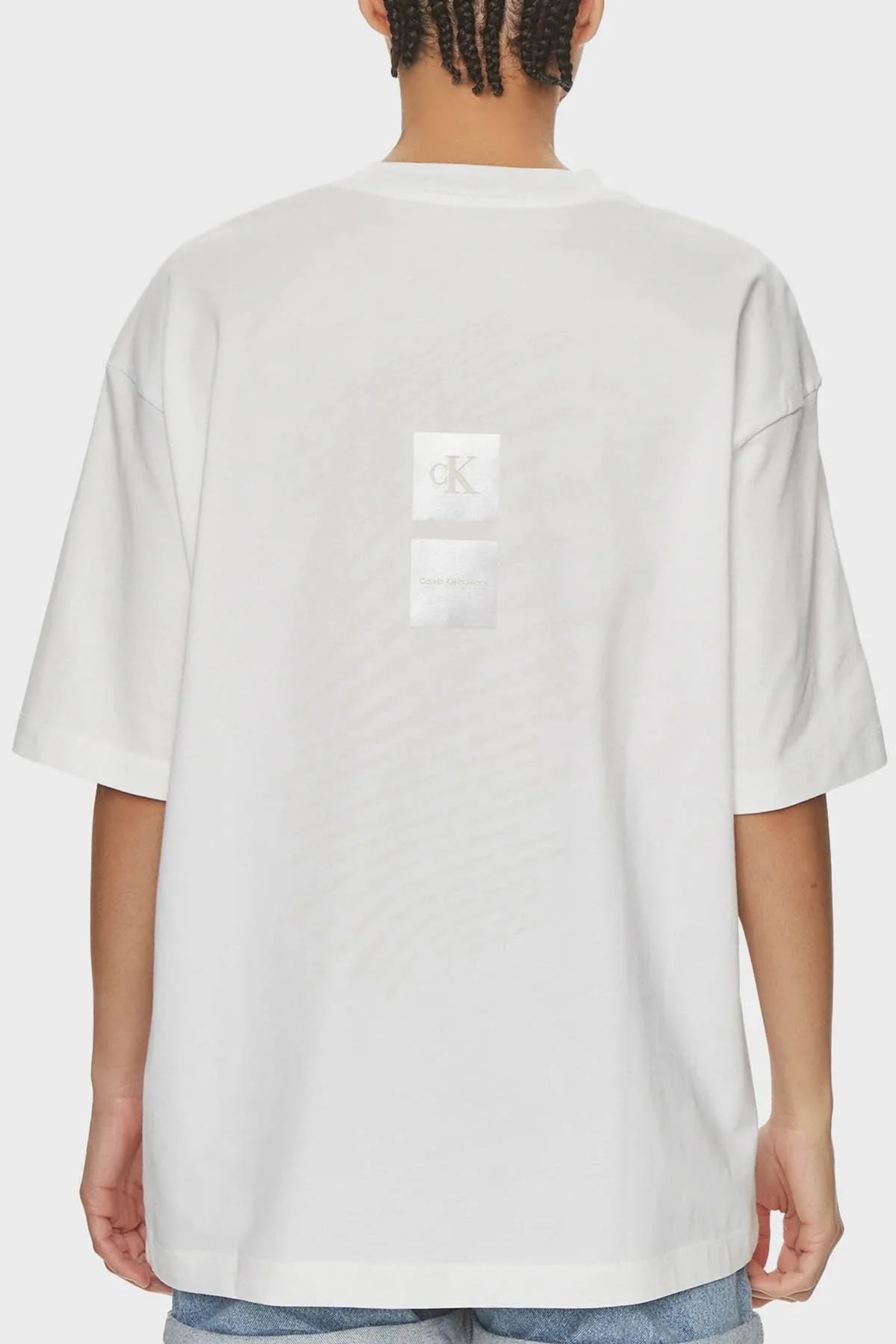 Calvin Klein Pamuklu Boyfriend Fit Bisiklet Yaka J20J223166YAF Bayan T Shirt J20J223166 YAF BEYAZ - 2